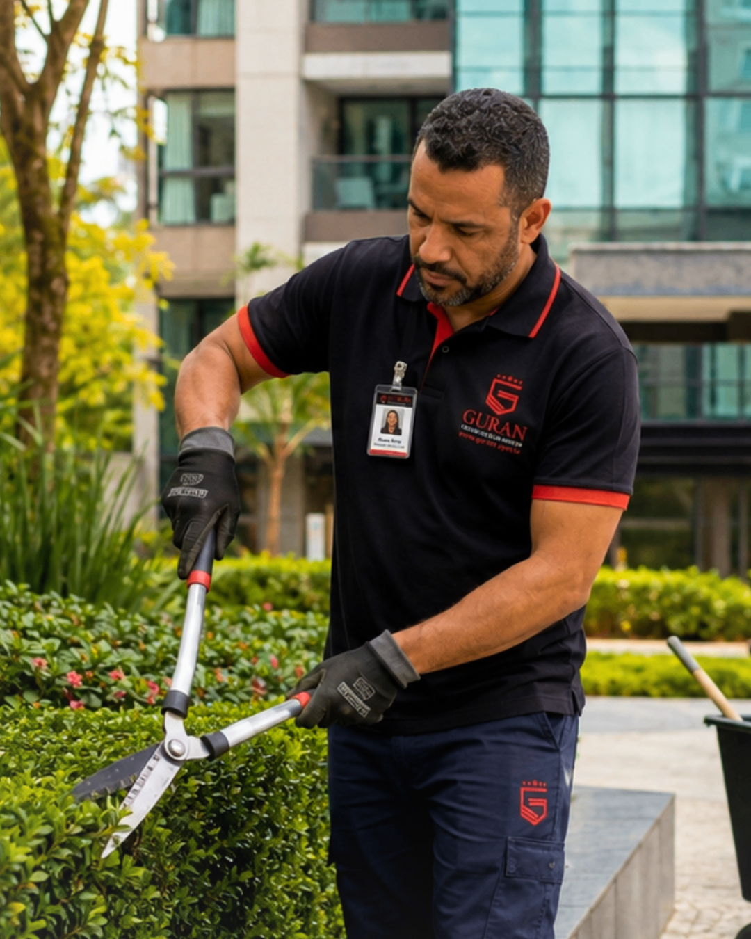 Equipe Guran — jardinagem